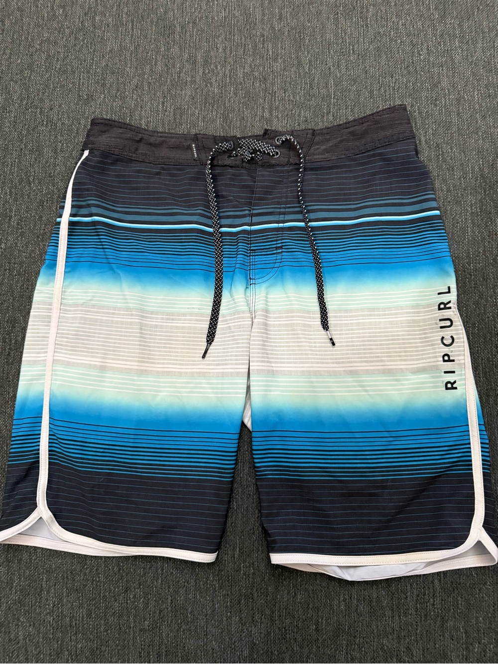 Rip Curl navy & blue Gradient Stripe Board Shorts size 30-32 tie waist surf